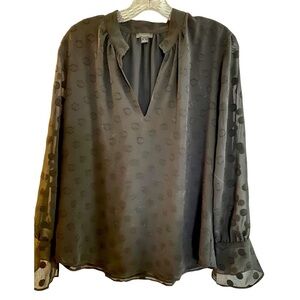 Ann Taylor Factory chic Black Blouse Subtle Pattern. Lined in black Medium
C